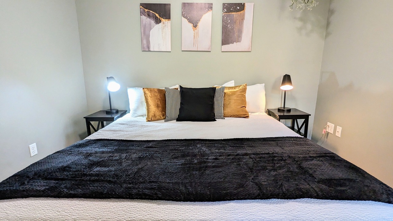 Photo of Bedroom in Observation Hill