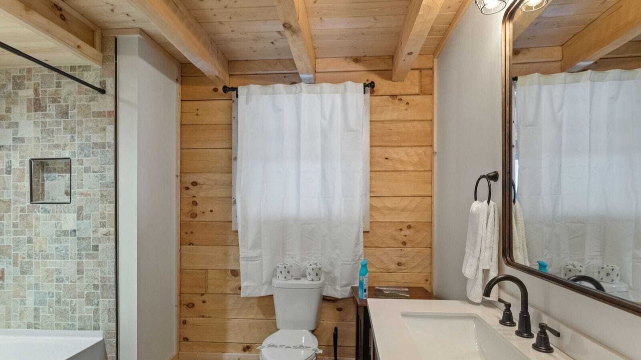 Photo of Bathroom in Sugar Mountain