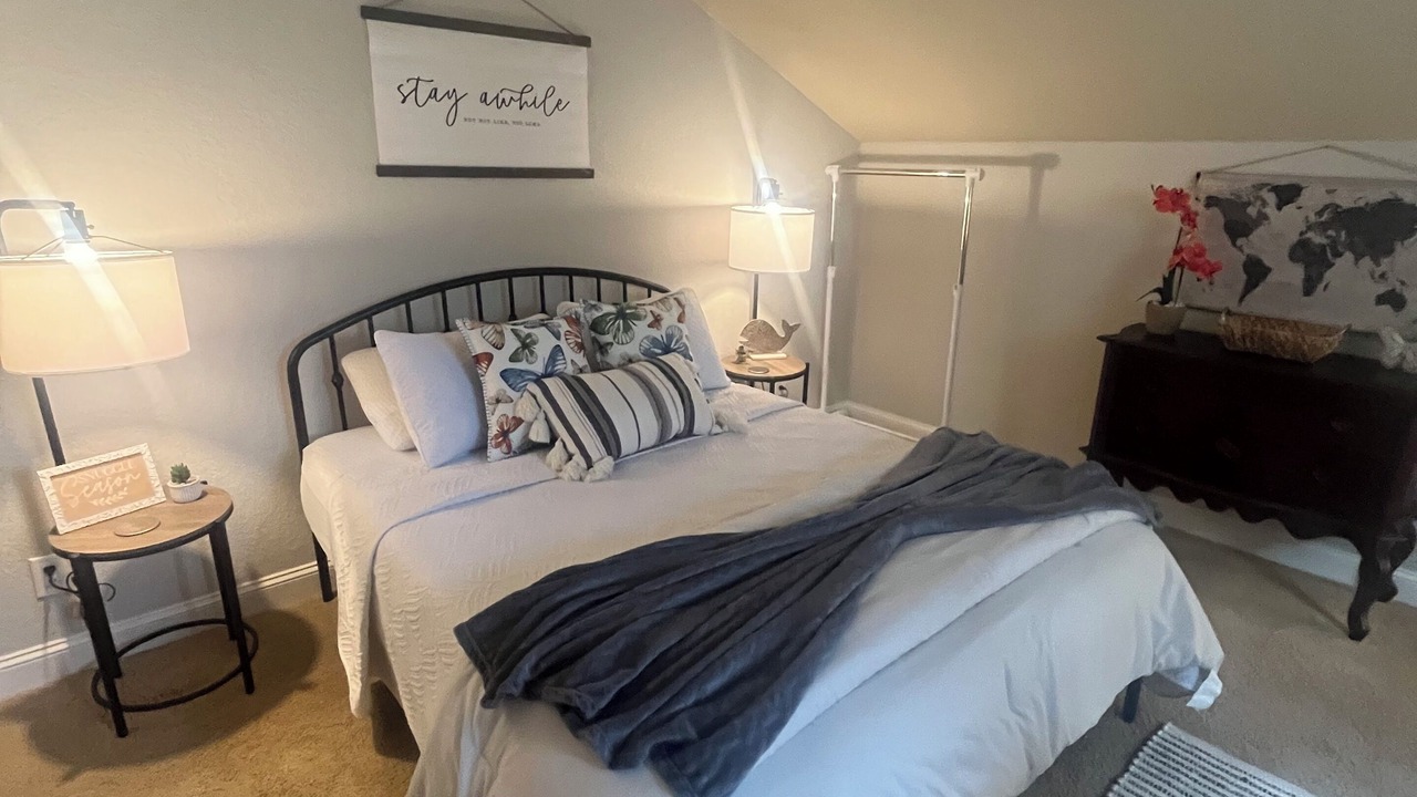 Photo of Bedroom in Mid America