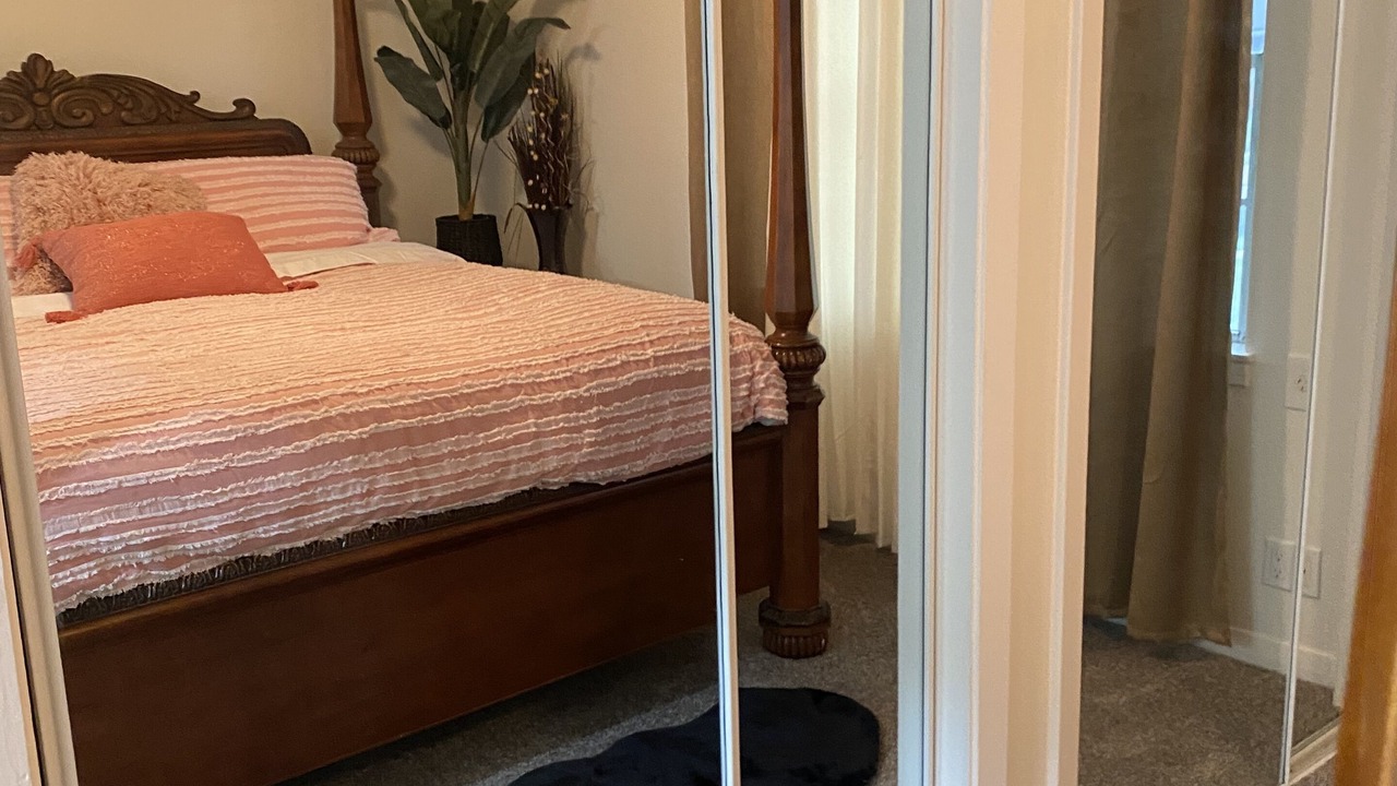 Photo of Bedroom in Edgebrook