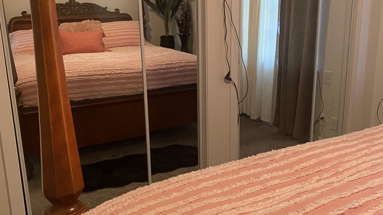 Photo of Bedroom in Edgebrook