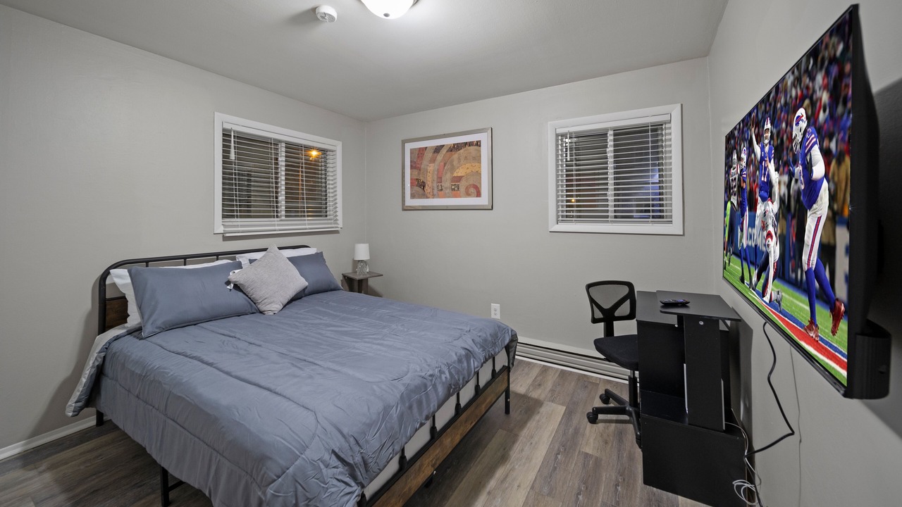 Photo of Bedroom in Hazel Park