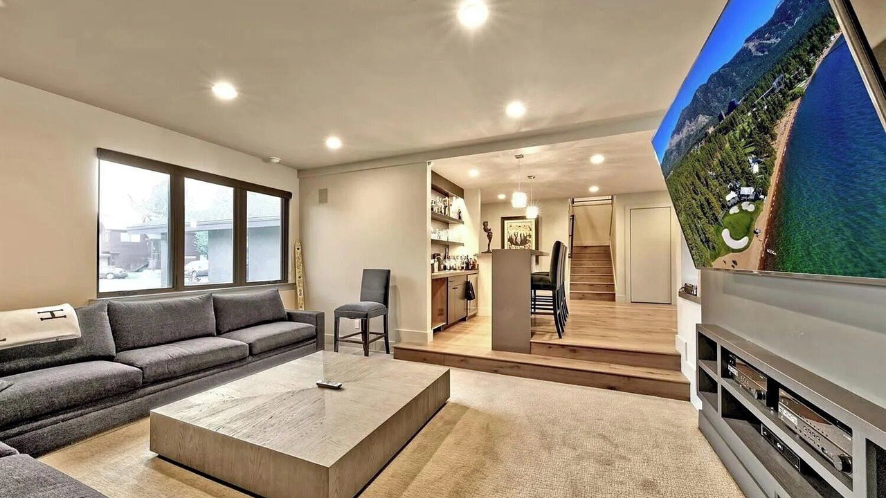 Photo of Bedroom in Tahoe Keys