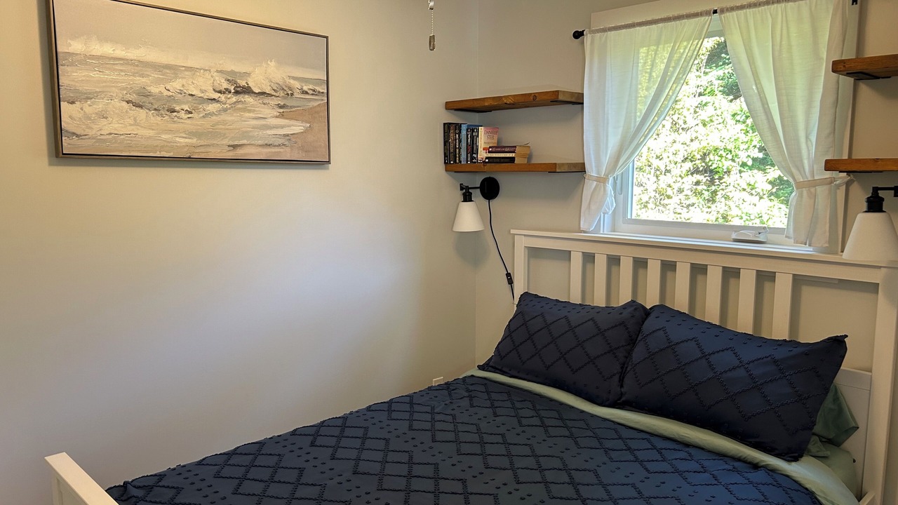 Photo of Bedroom in West Quaco