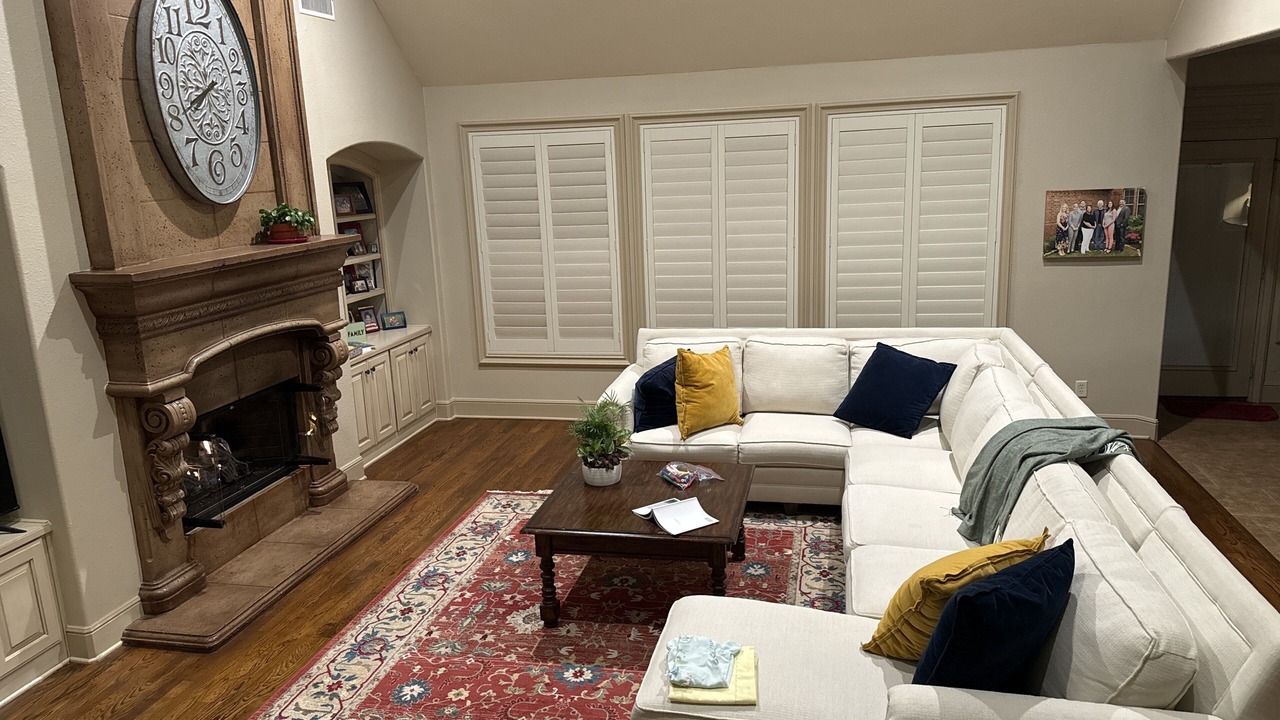 Photo of Livingroom in North Richland Hills