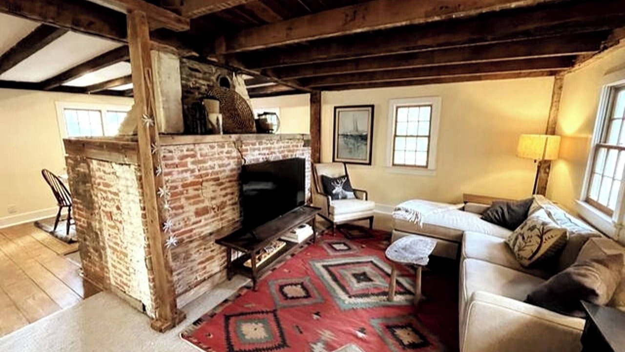 Photo of Livingroom in Gaylordsville