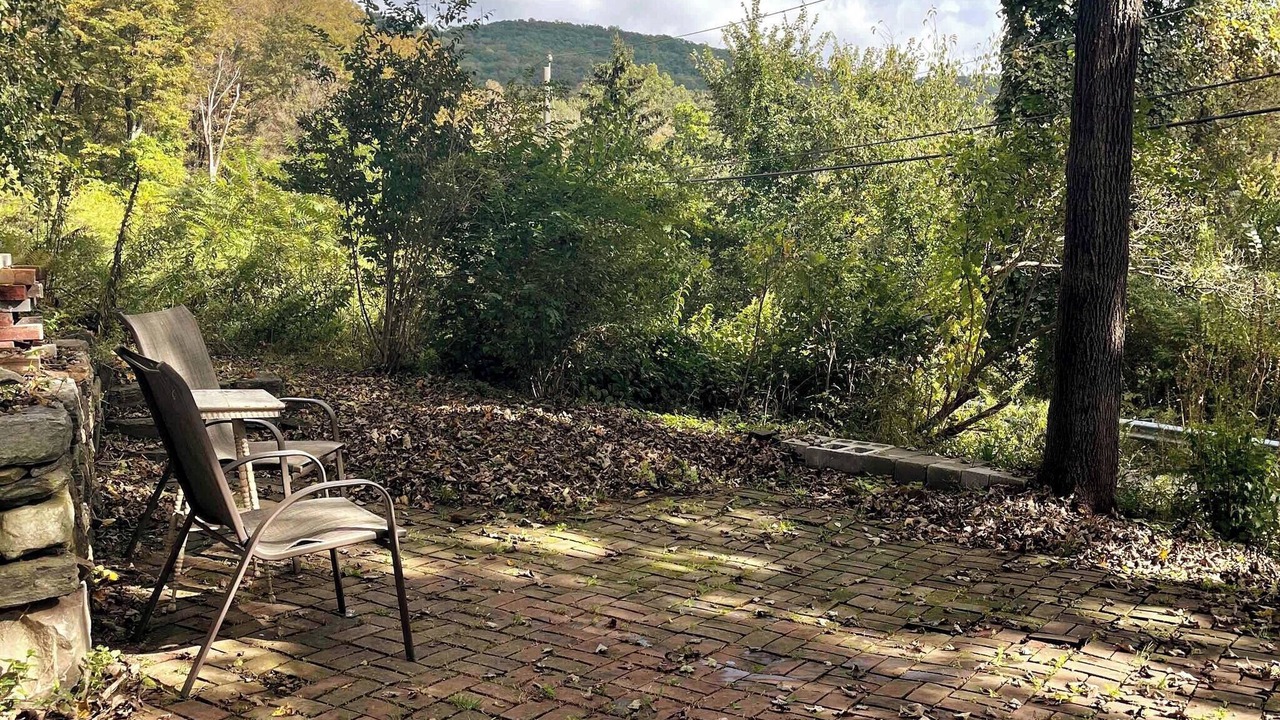 Photo of Patio Balcony in Gaylordsville