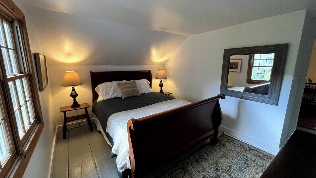 Photo of Bedroom in Gaylordsville