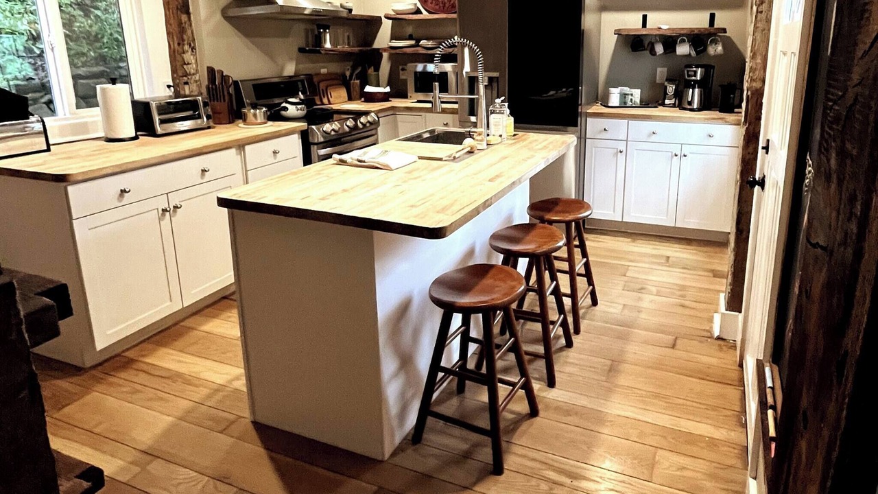 Photo of Kitchen in Gaylordsville