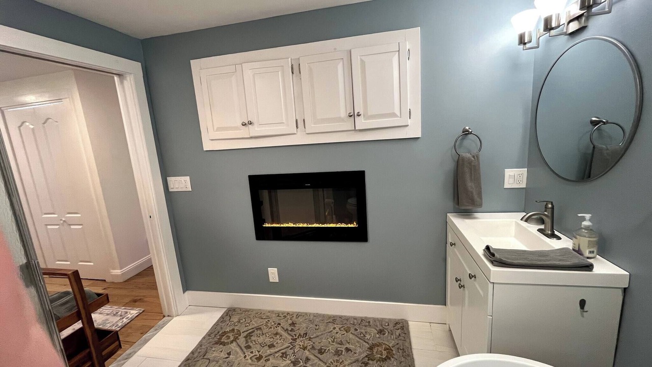 Photo of Bathroom in Gaylordsville