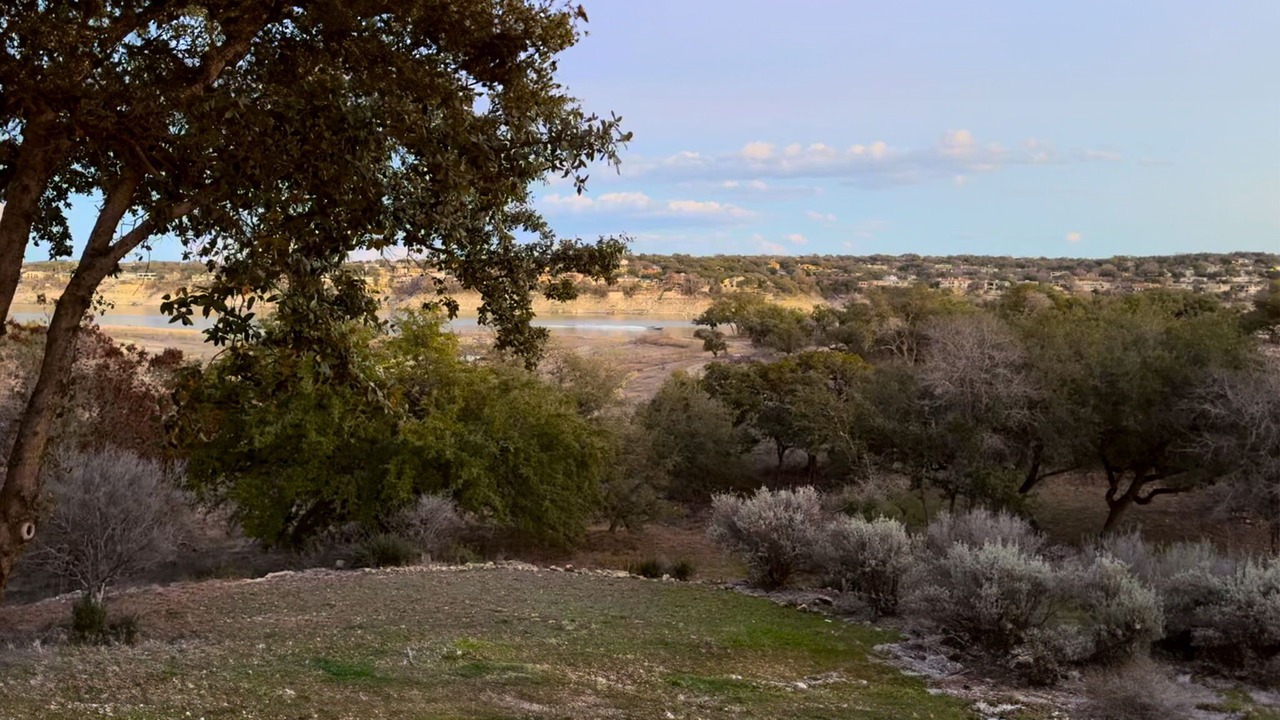 Photo of Others in Point Venture