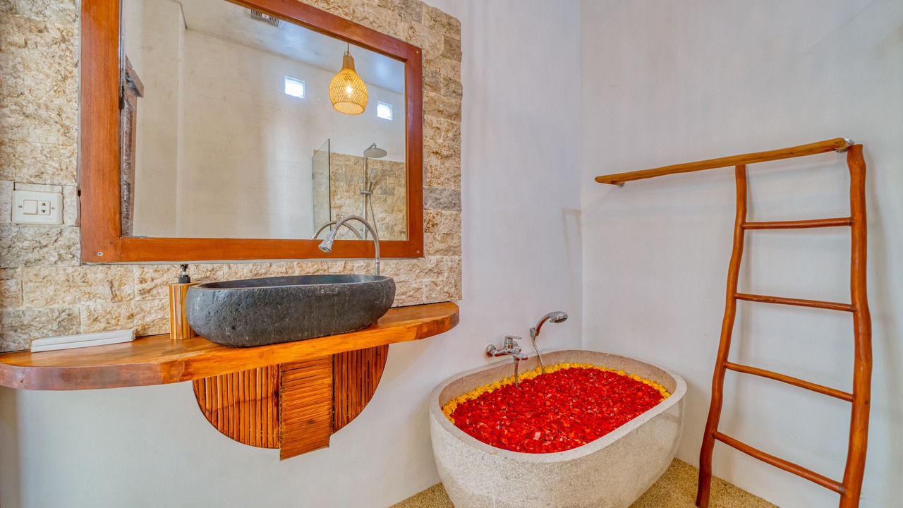 Photo of Bathroom in Pererenan