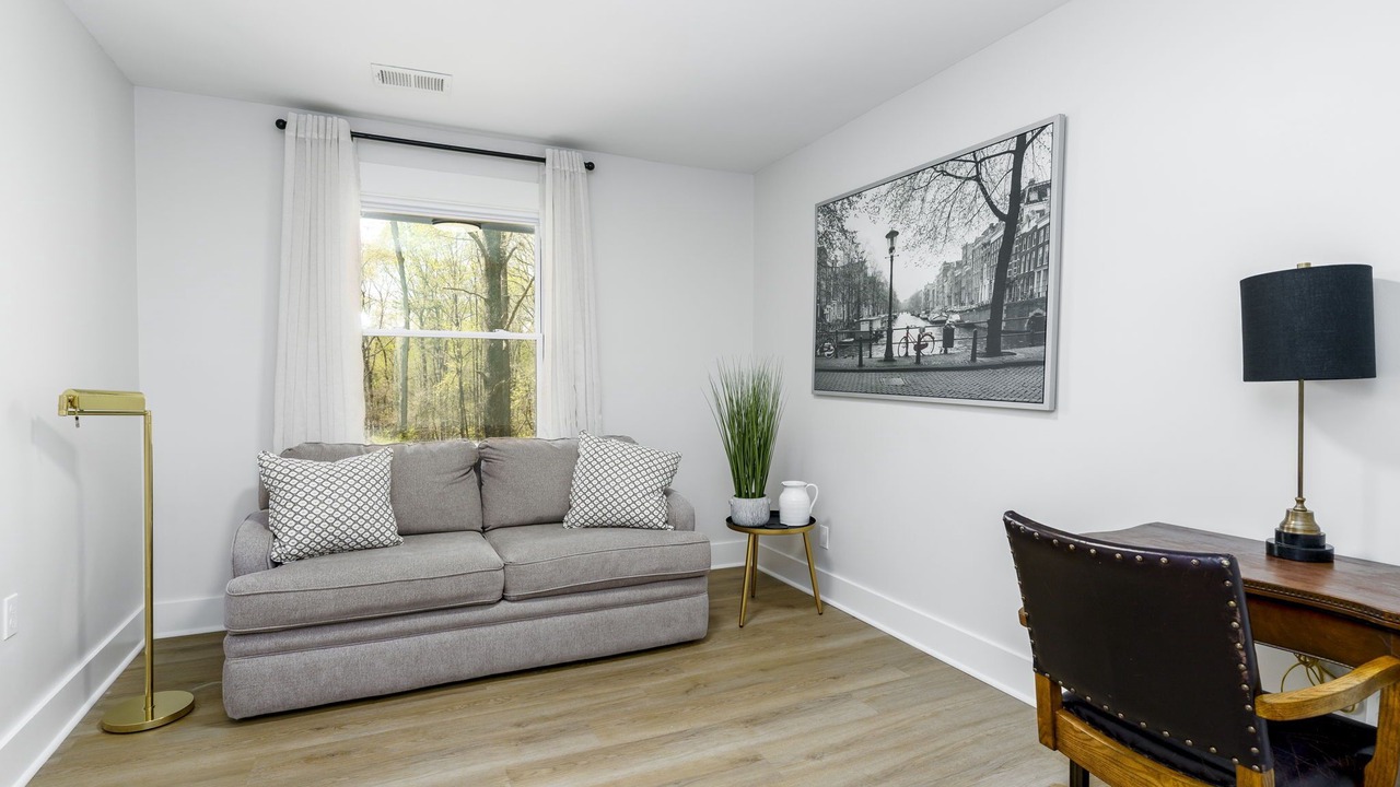 Photo of Livingroom in Alpharetta