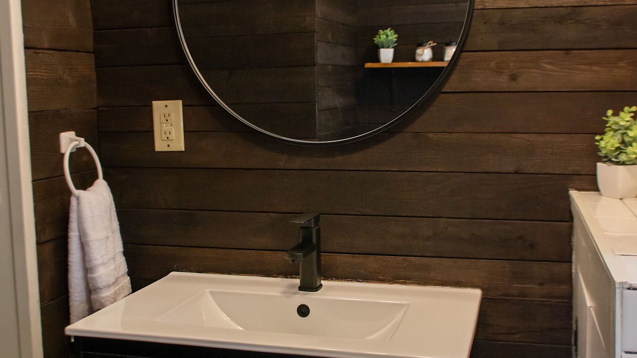Photo of Bathroom in Sayles Blvd. Area