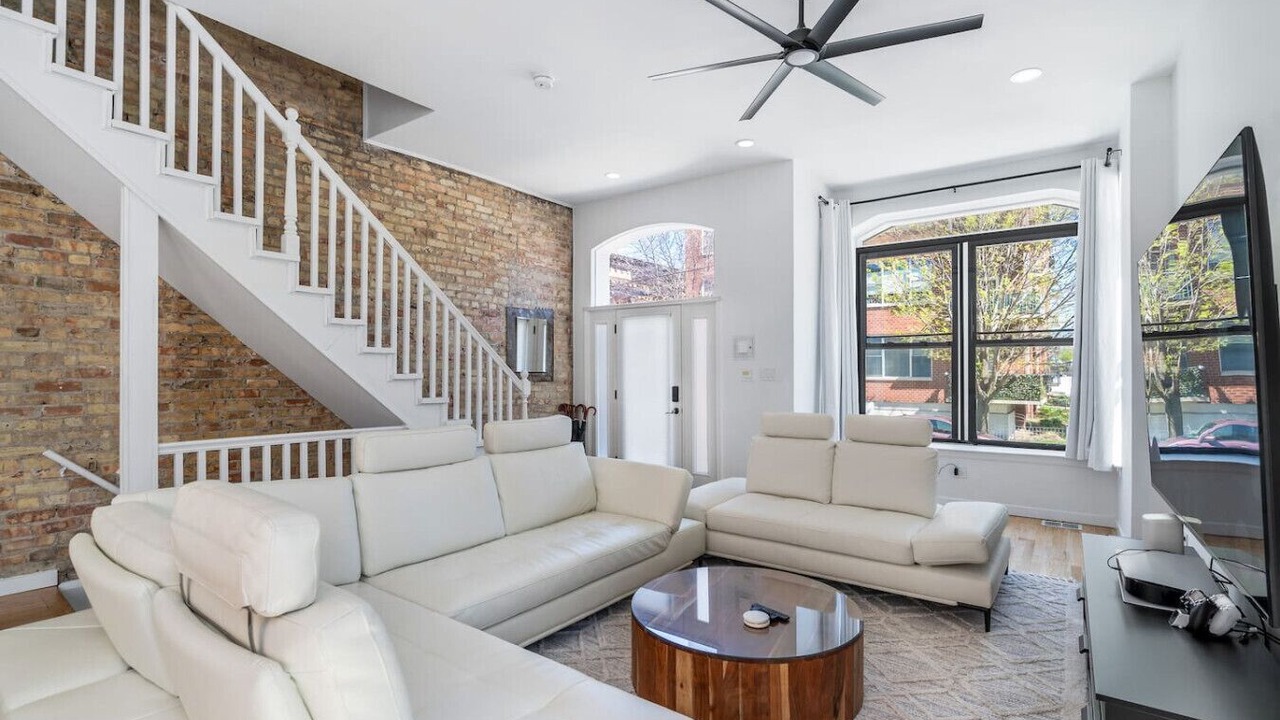 Photo of Livingroom in Bucktown