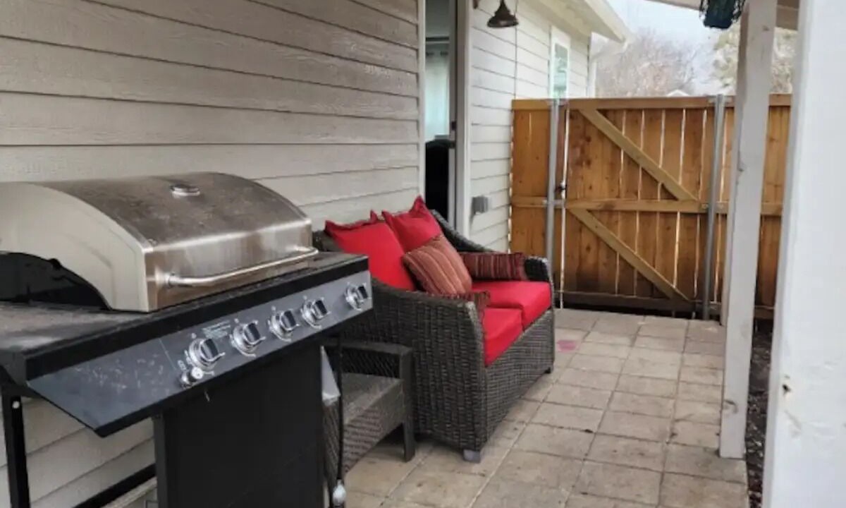 Photo of Patio Balcony in Leonard