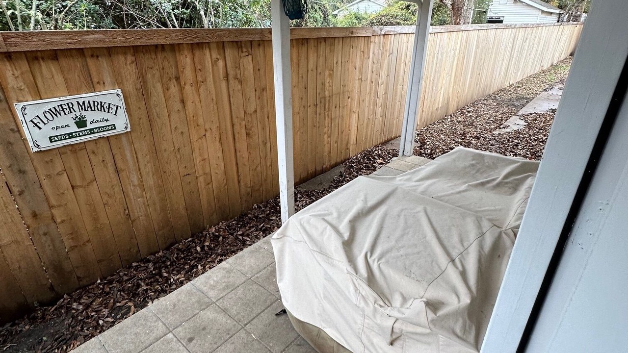 Photo of Patio Balcony in Leonard