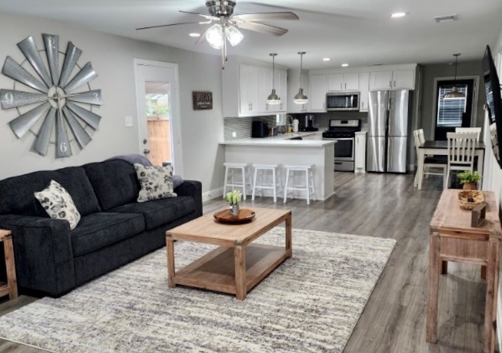 Photo of Bedroom in Leonard