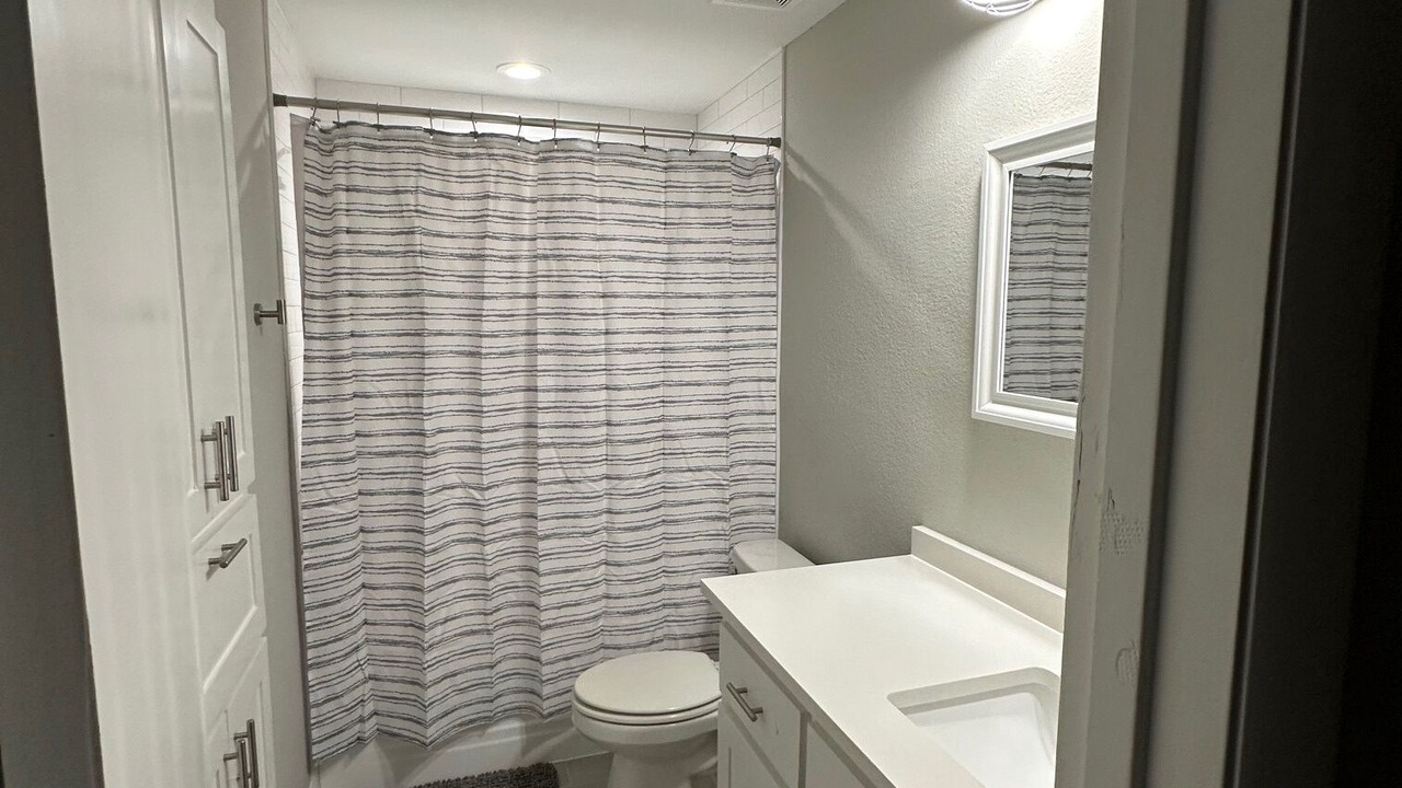 Photo of Bathroom in Leonard