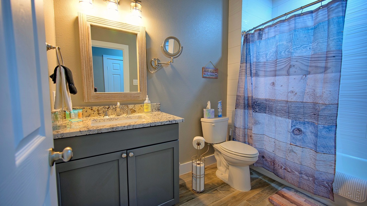 Photo of Bathroom in Nocona