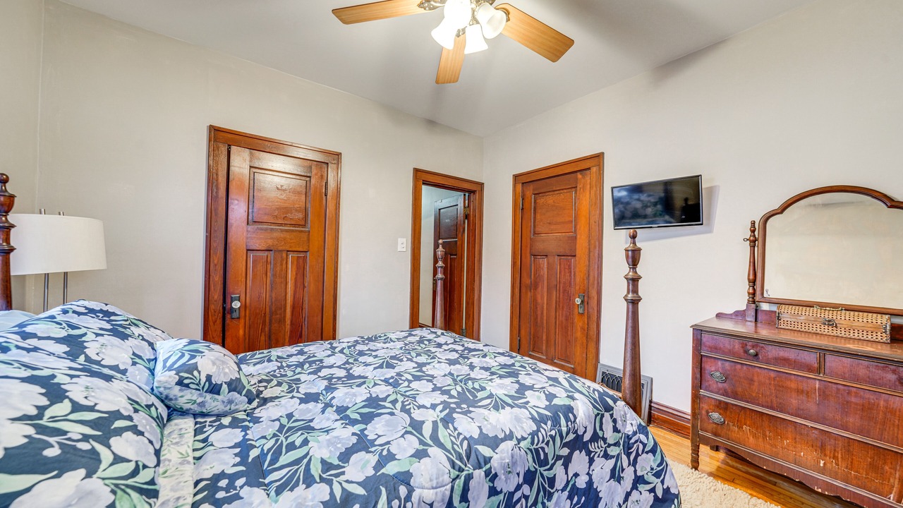 Photo of Bedroom in De Pue