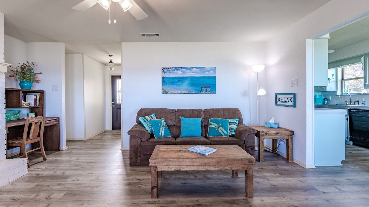 Photo of Livingroom in Hallsburg