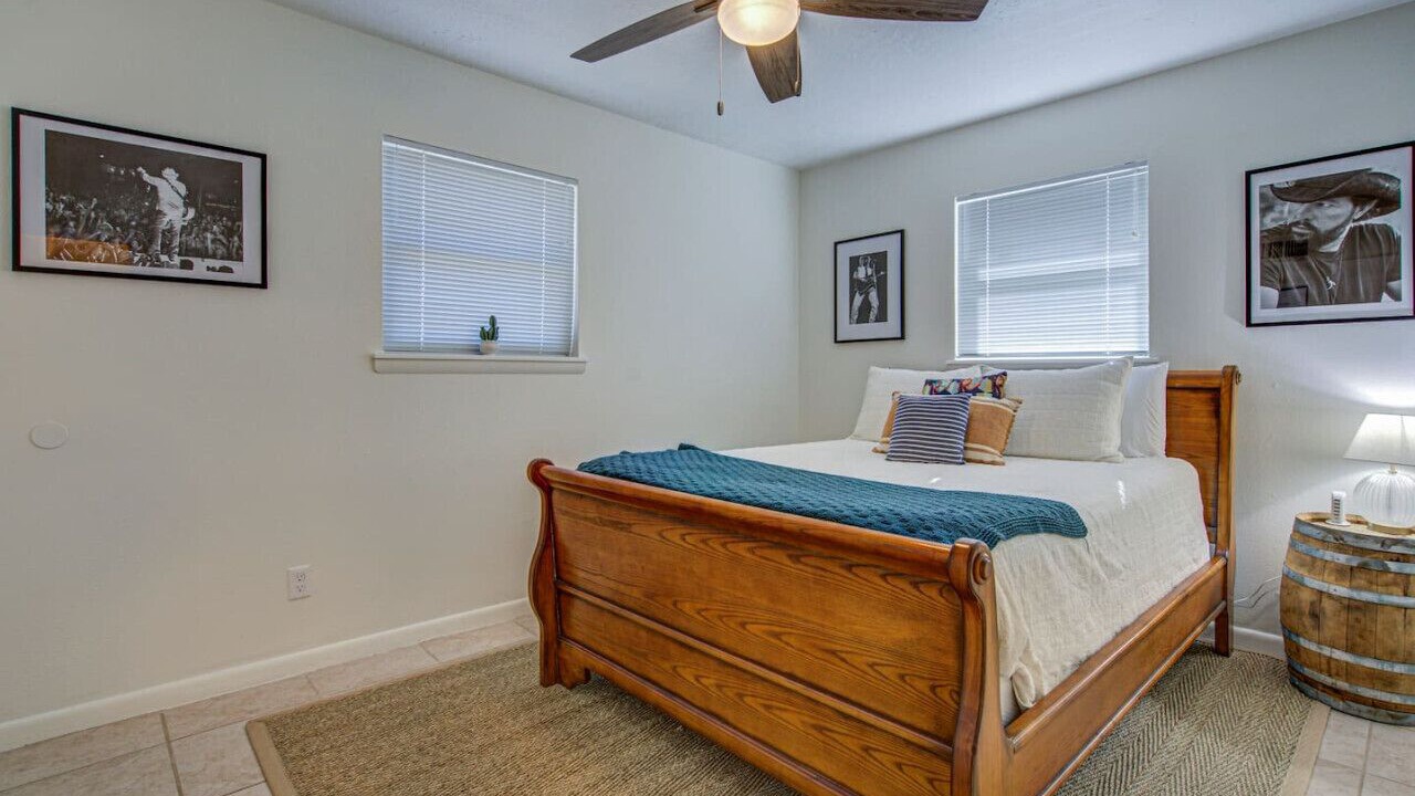 Photo of Bedroom in Norman