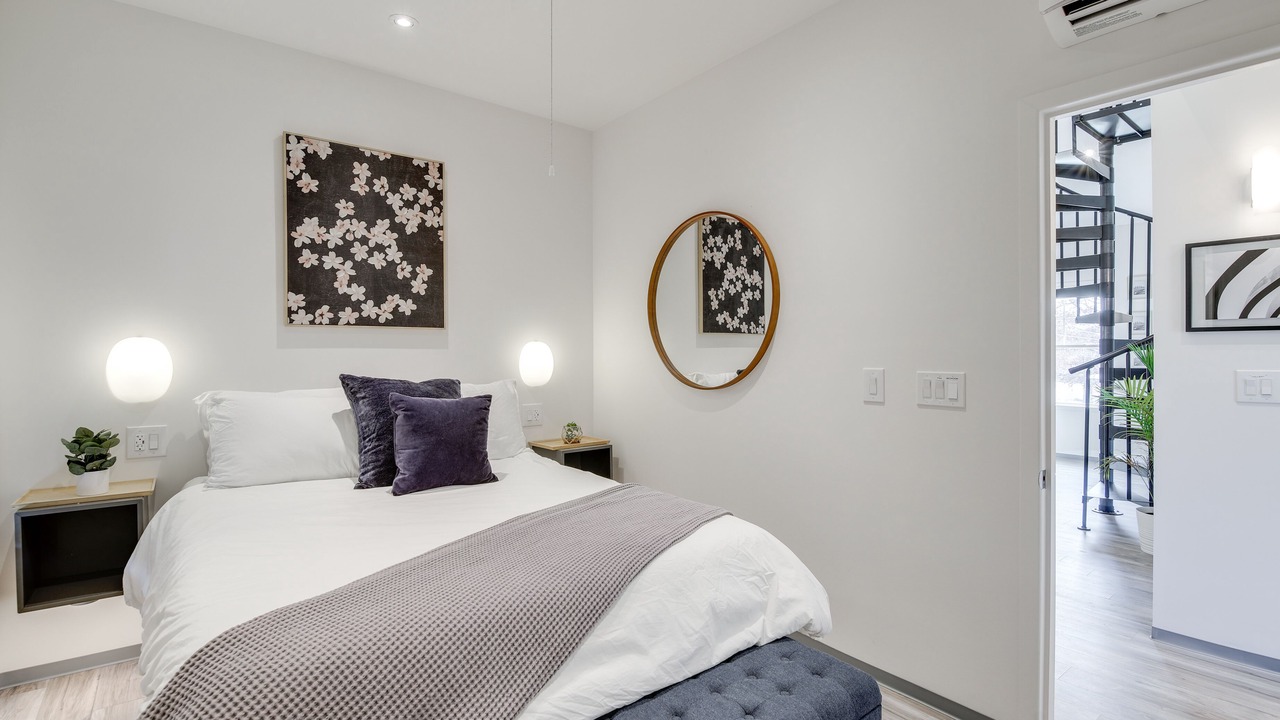 Photo of Bedroom in Jefferson City