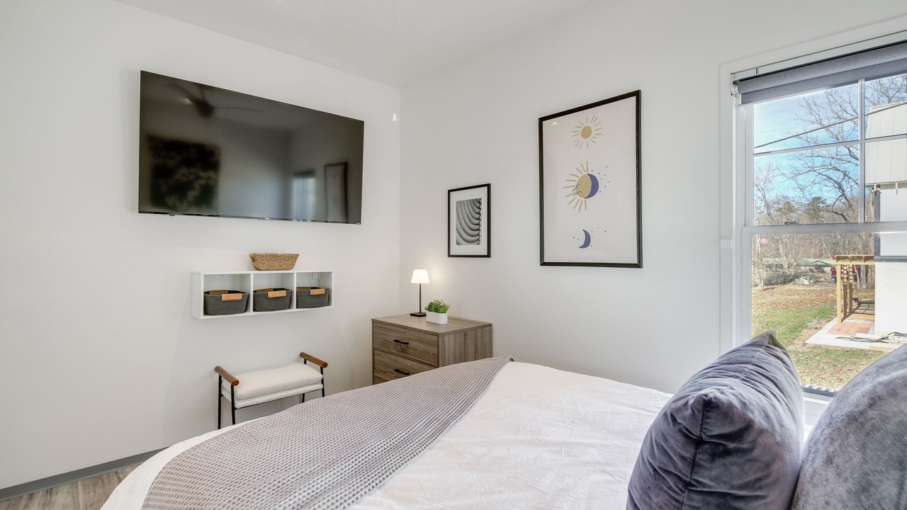 Photo of Bedroom in Jefferson City