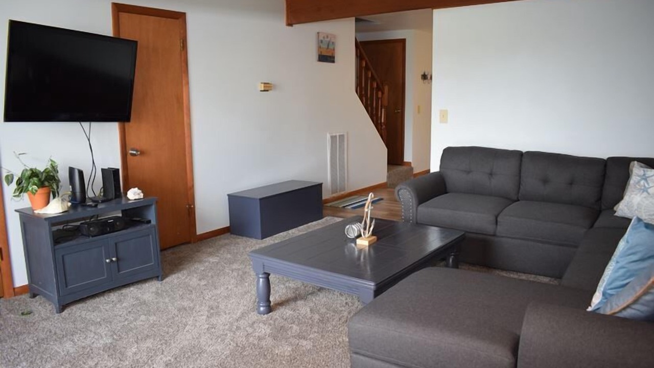 Photo of Livingroom in Deep Hole
