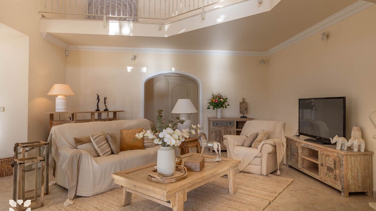 Photo of Livingroom in Benimeit