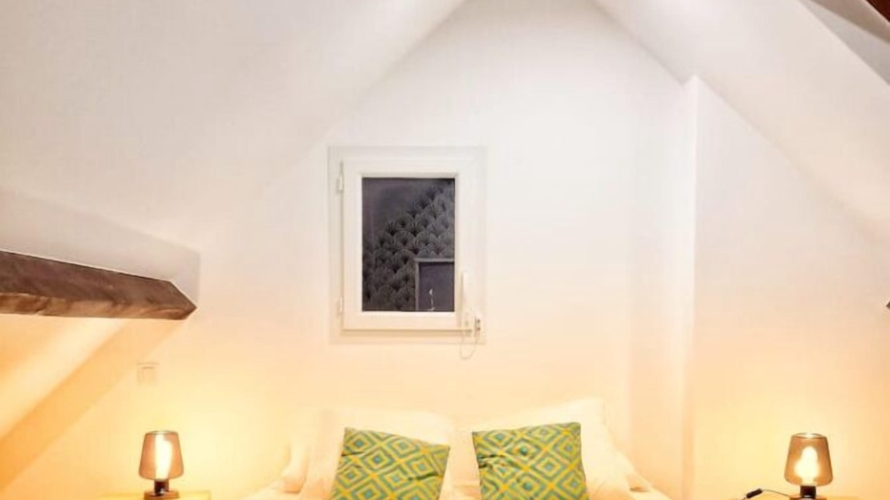 Photo of Bedroom in Lamorlaye