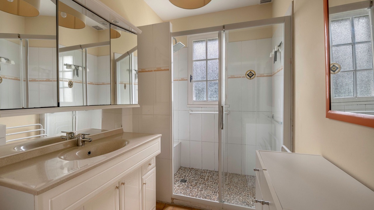 Photo of Bathroom in Prefailles