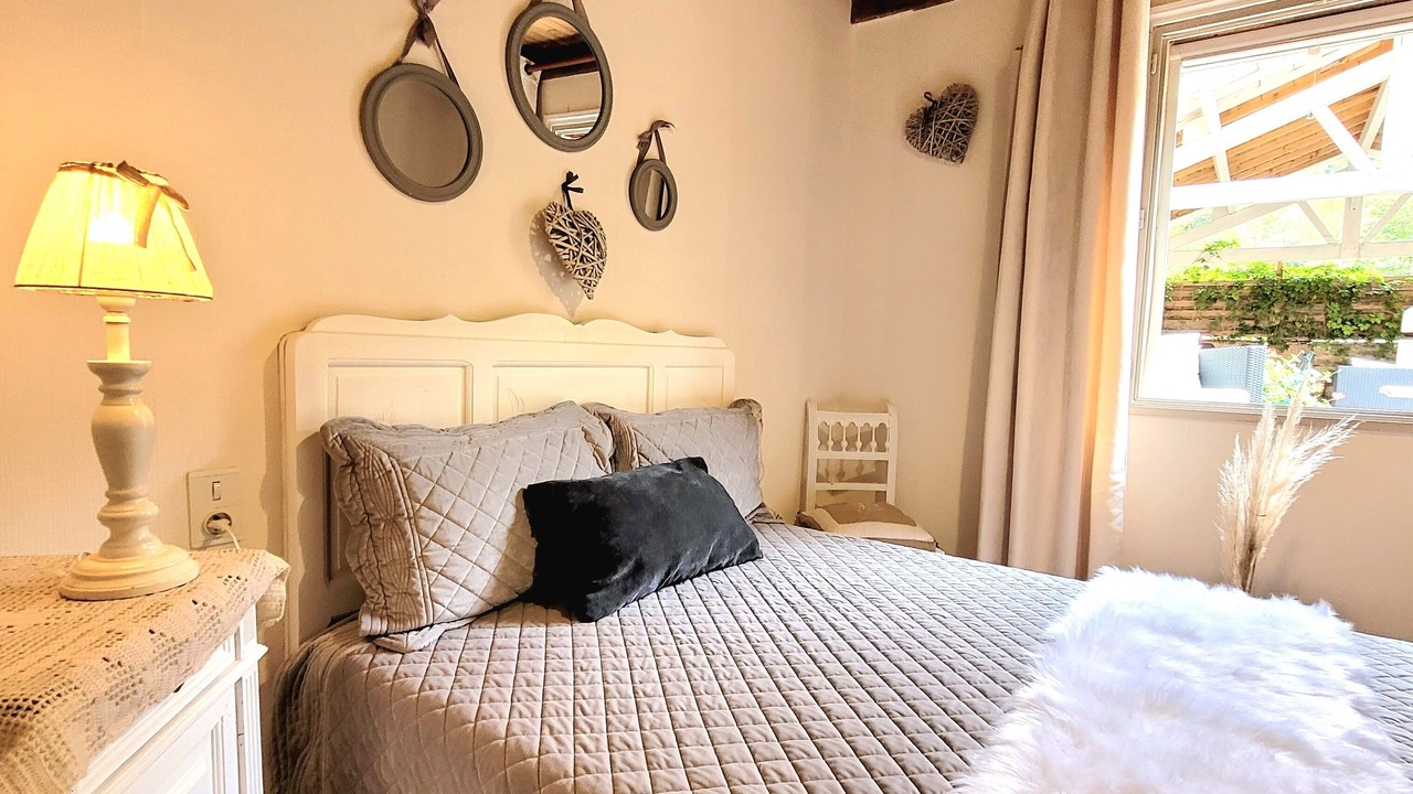 Photo of Bedroom in Curvalle
