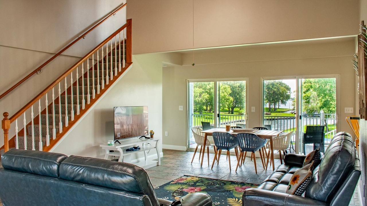 Photo of Livingroom in Seven Coves