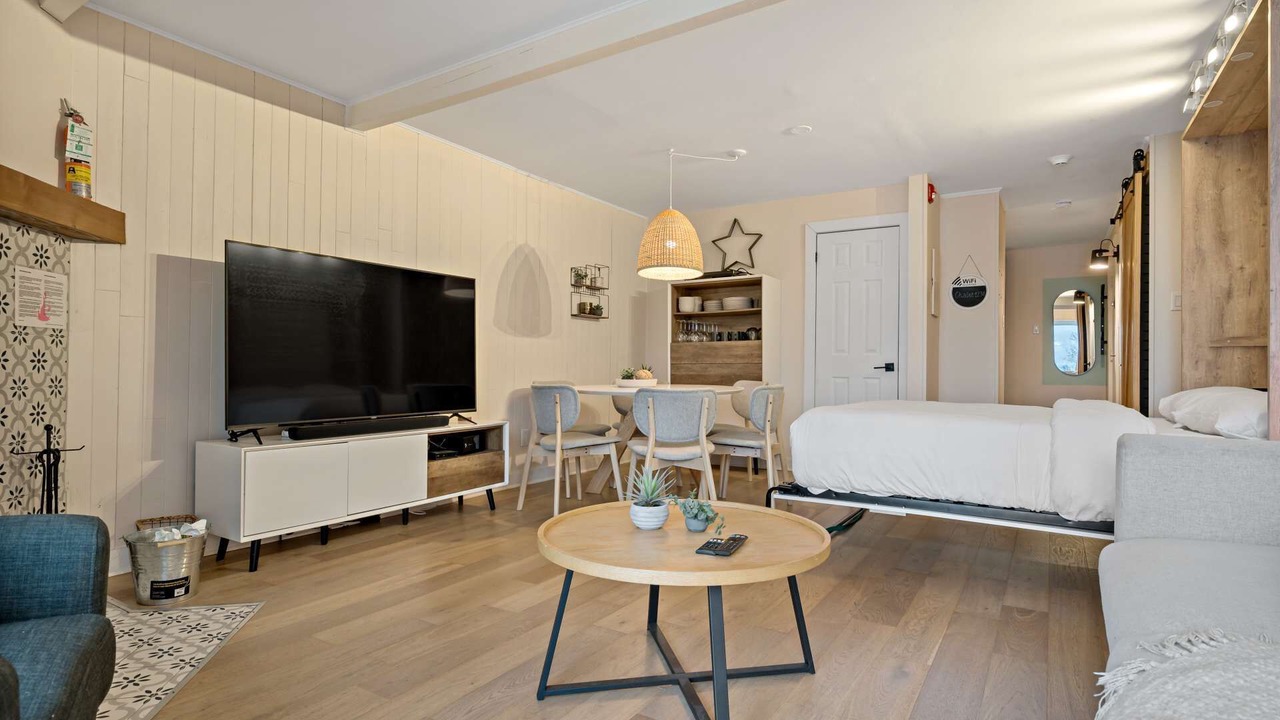 Photo of Bedroom in Mont-Tremblant