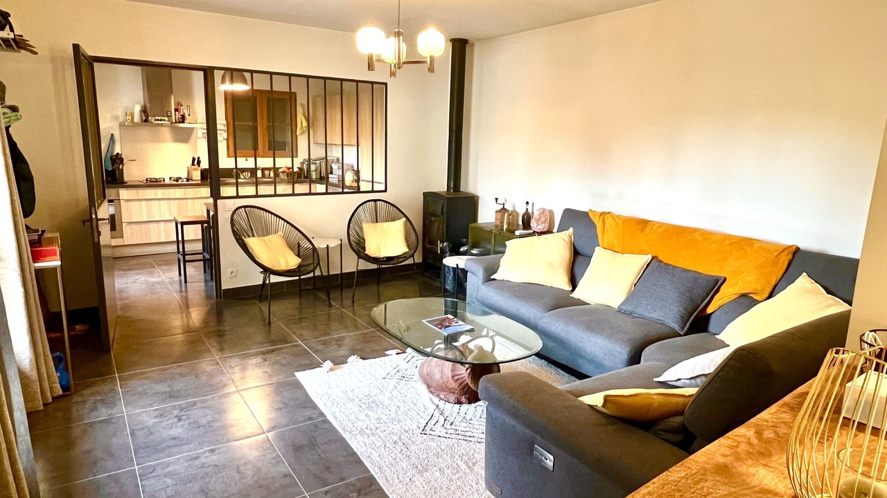 Photo of Livingroom in Saint-Quentin-la-Poterie