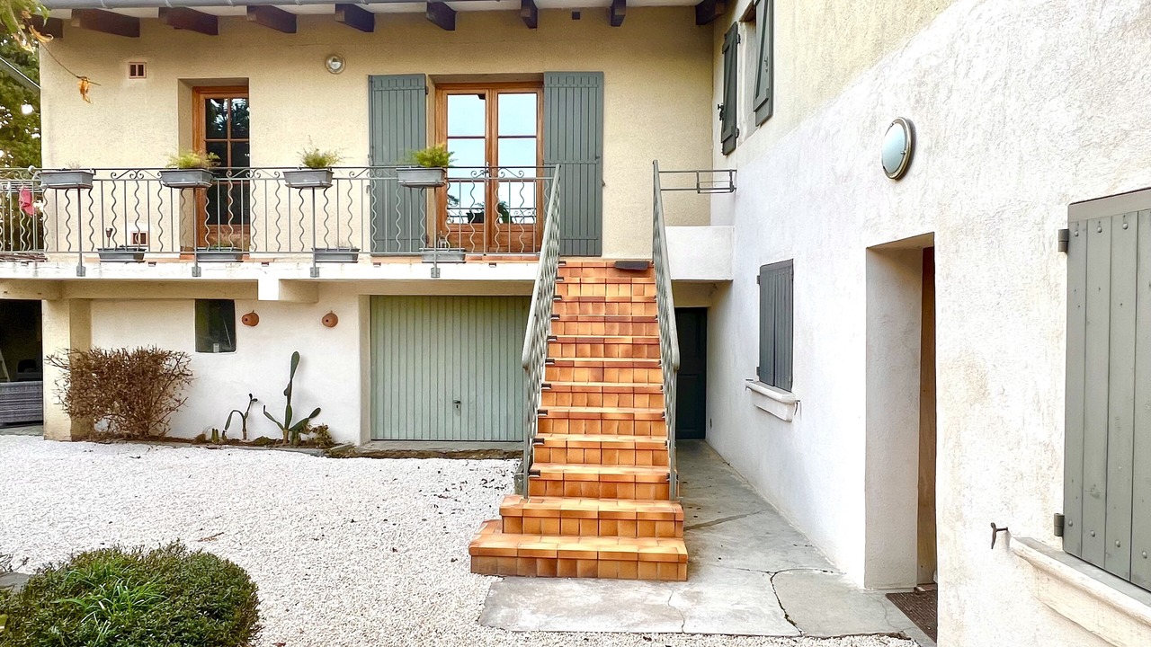 Photo of Outdoor in Saint-Quentin-la-Poterie