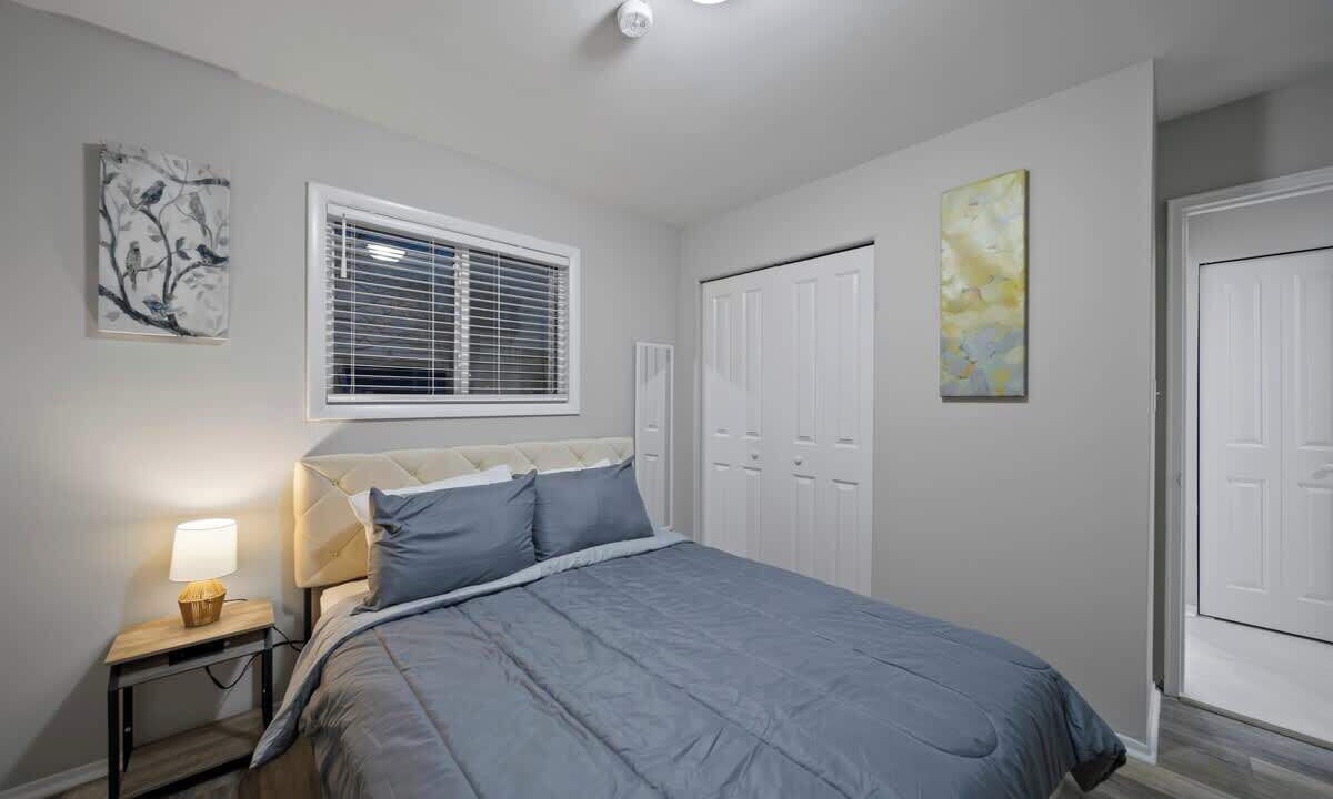 Photo of Bedroom in Hazel Park