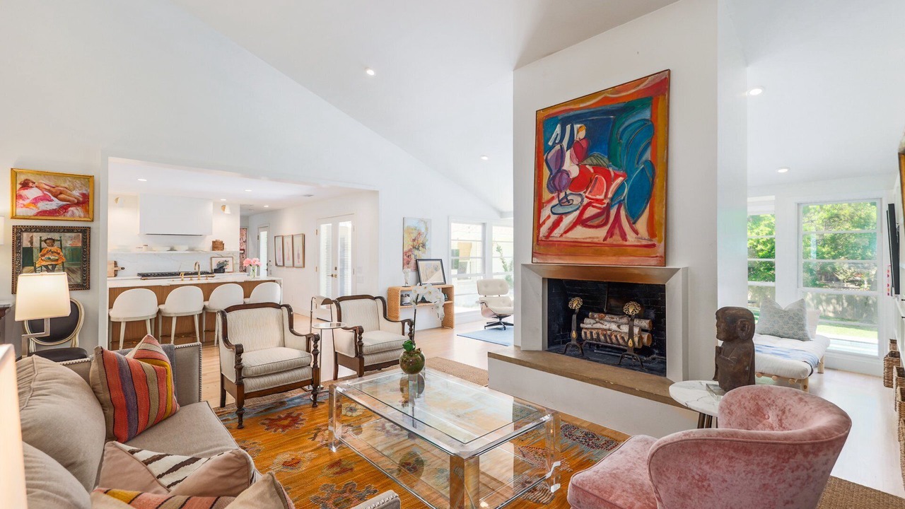 Photo of Bedroom in Highland Park West