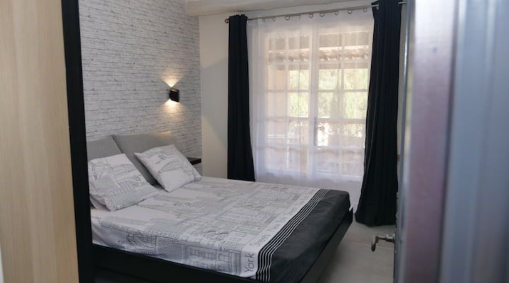 Photo of Bedroom in Le Muy