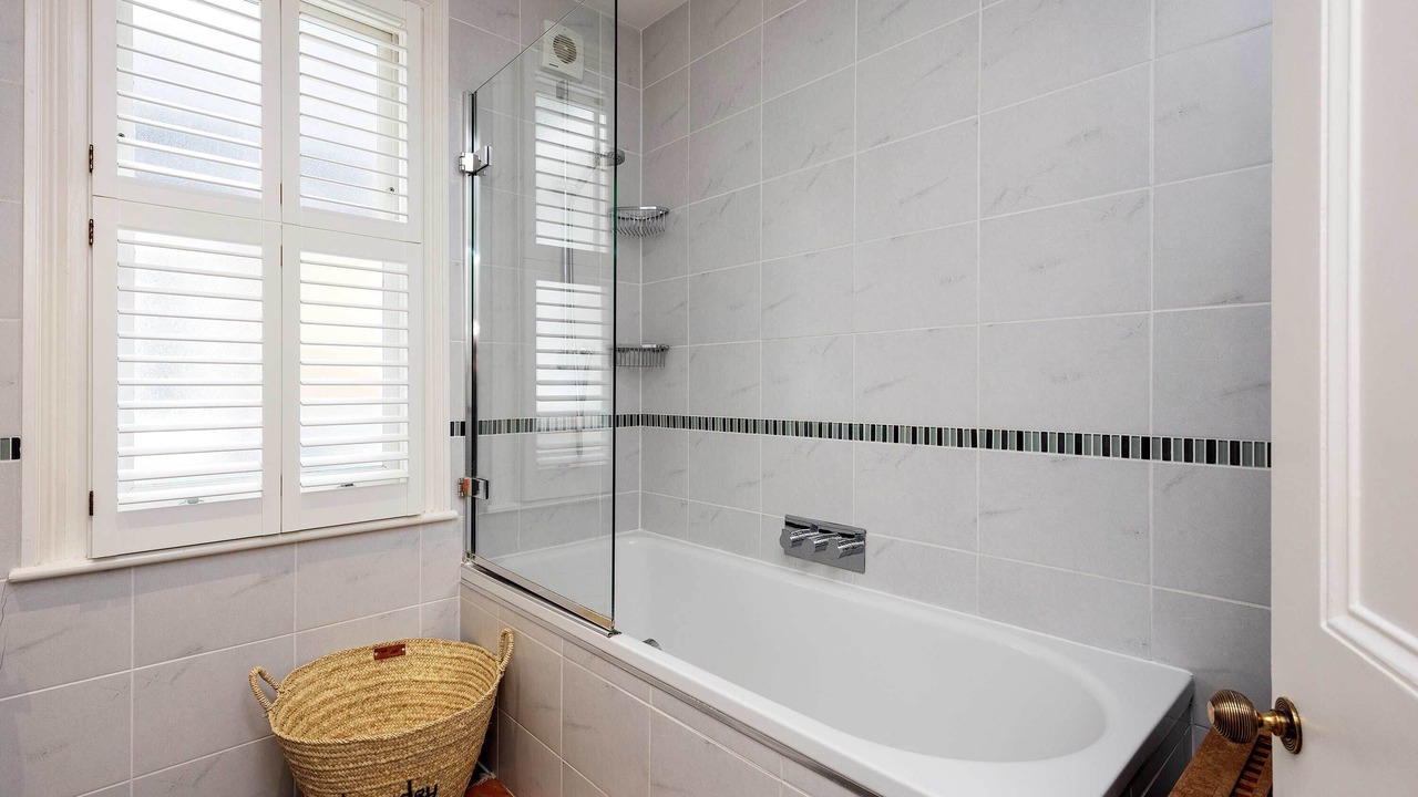 Photo of Bathroom in Nightingale