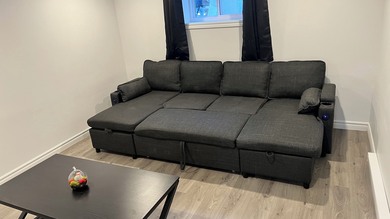 Photo of Livingroom in Amherst