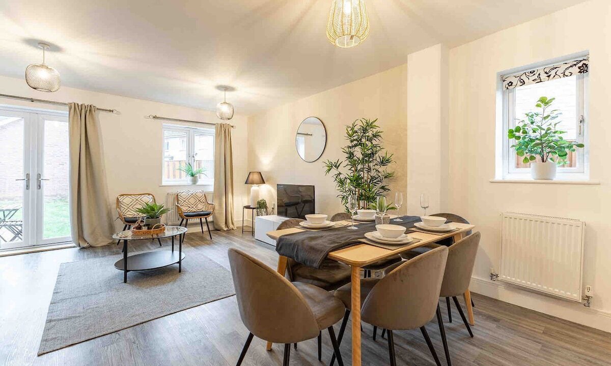 Photo of Others in Stanwell