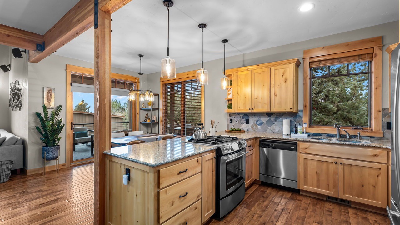 Photo of Kitchen in Powell Butte