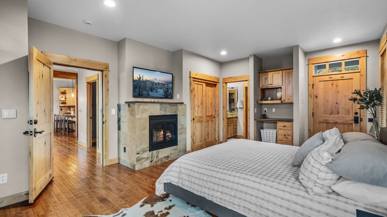 Photo of Bedroom in Powell Butte