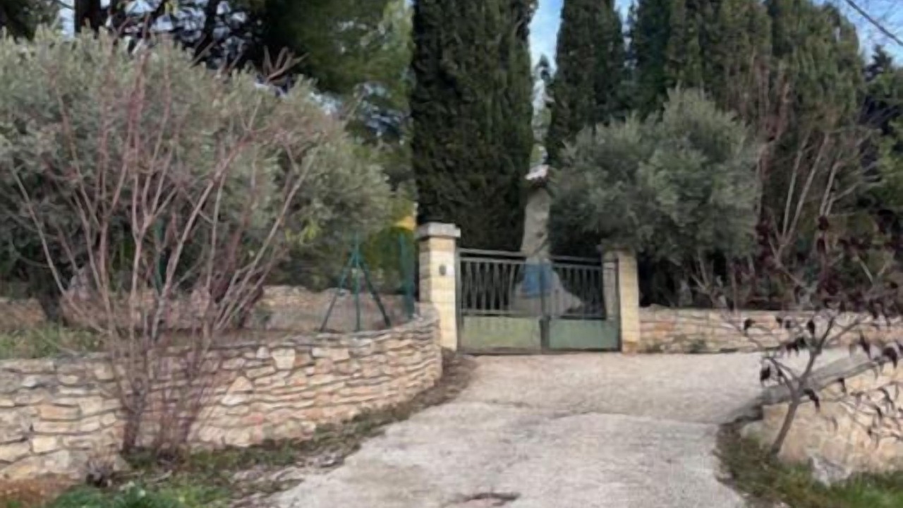 Photo of Outdoor in Auriol