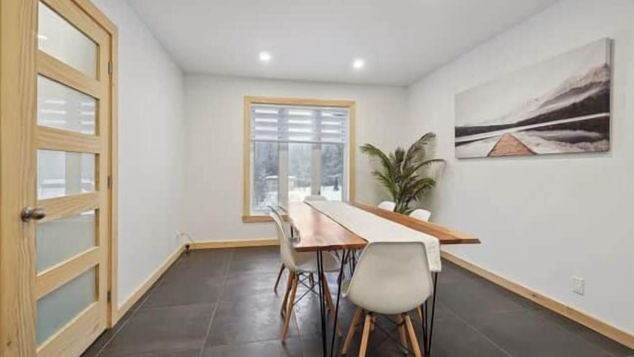 Photo of Livingroom in Notre-Dame-de-Lourdes