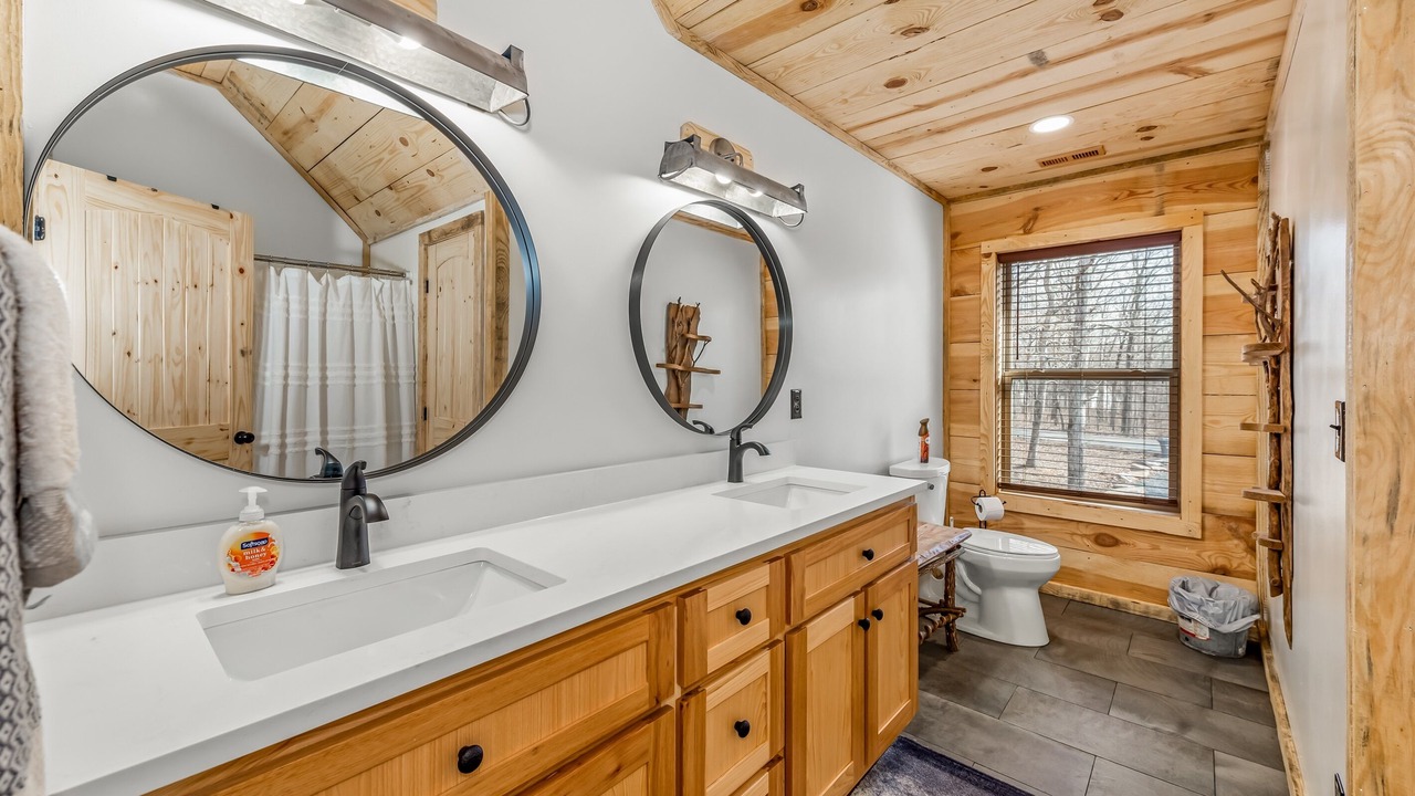 Photo of Bathroom in Menlo