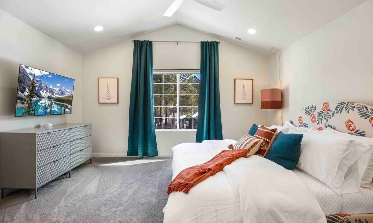 Photo of Bedroom in Ponderosa Trails